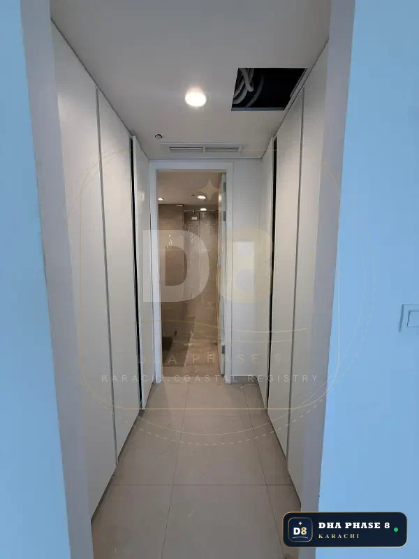 1,200 Sq Ft 1 Bed Apartment in Emaar Crescent Bay (Panorama)