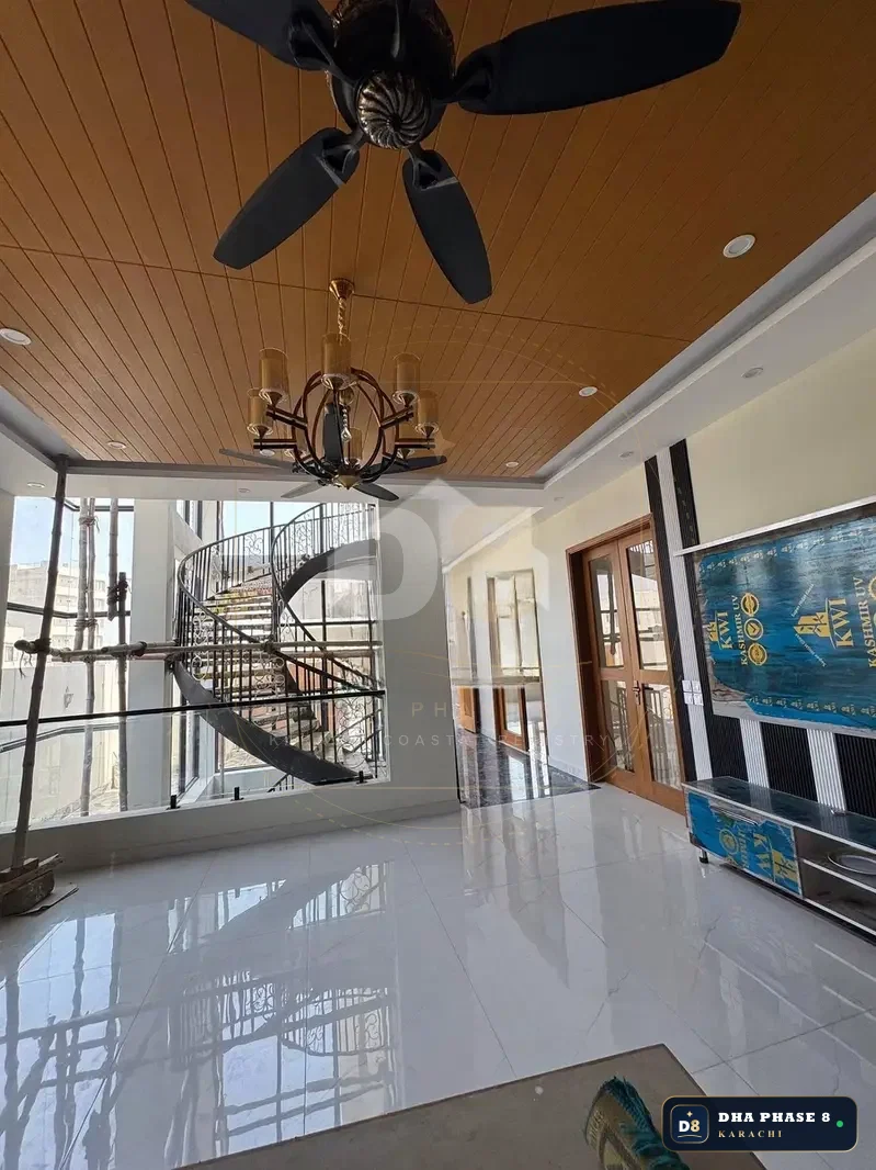 300 Sq Yd 5 Bed Designer Villa in Phase 8 | Full Basement