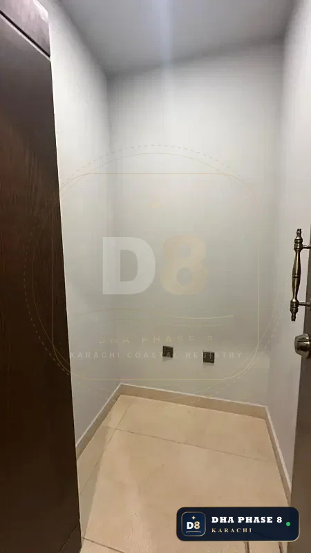 1,100 Sq Ft 1 Bed Apartment in HMR Waterfront | Direct Sea View