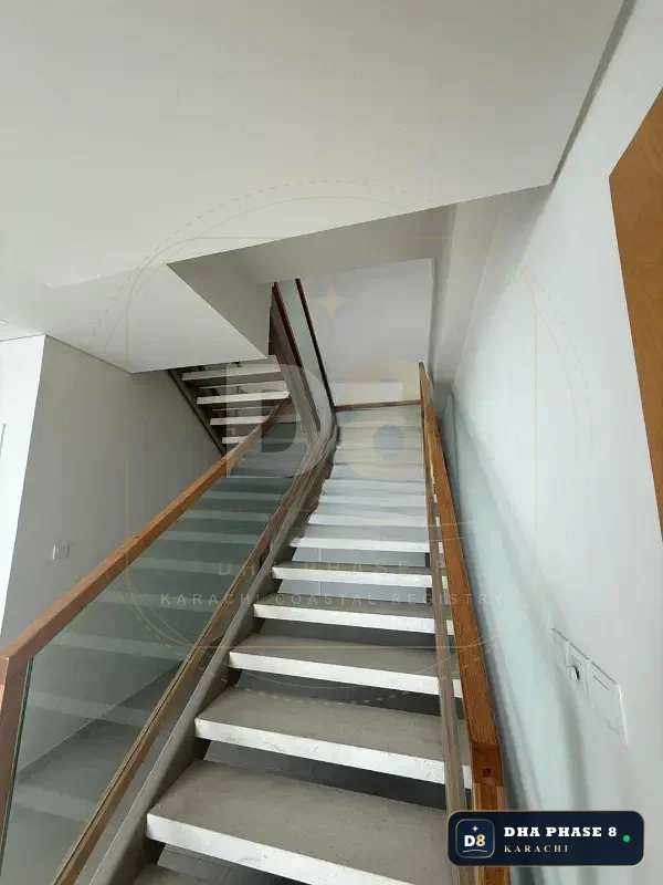 1 Kanal Studio Penthouse in Emaar Crescent Bay (The Views) | Duplex Penthouse