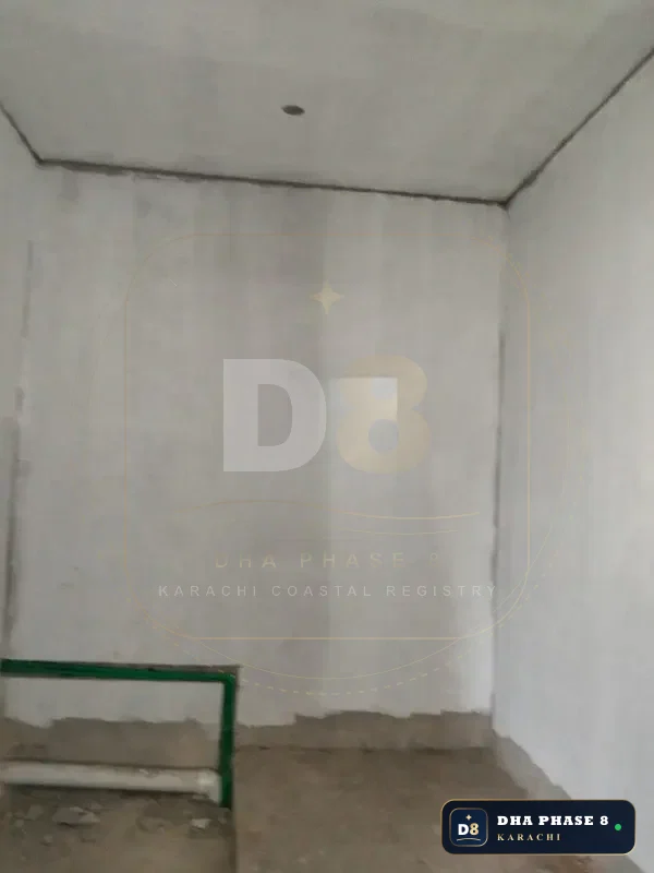 300 Sq Yd 5 Bed Designer Villa in Phase 8 | Full Basement