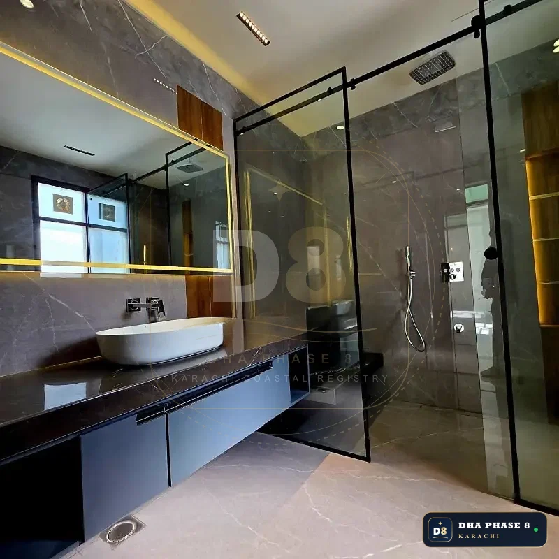 666 Sq Yd 5 Bed Designer Villa in Phase 8