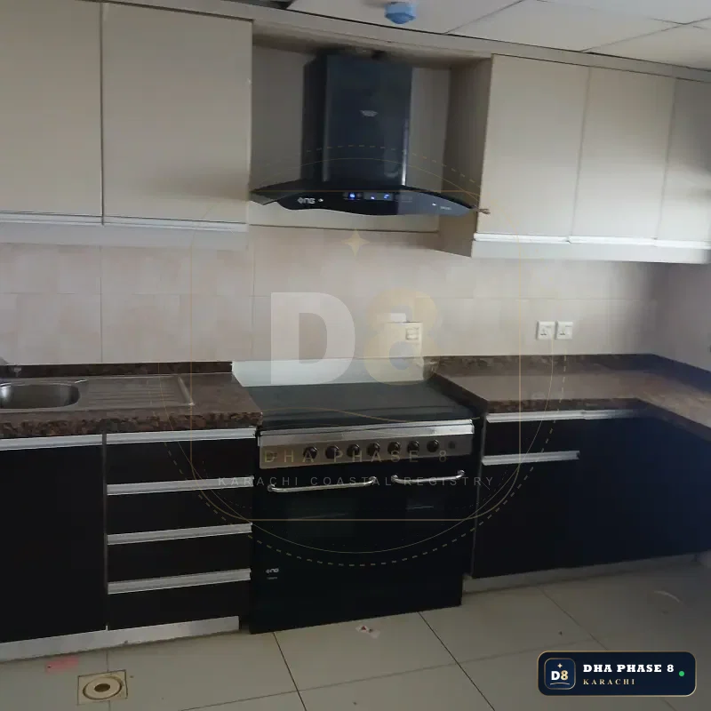2,190 Sq Ft 4 Bed Apartment in Emaar Crescent Bay (Pearl Towers) | Direct Sea View