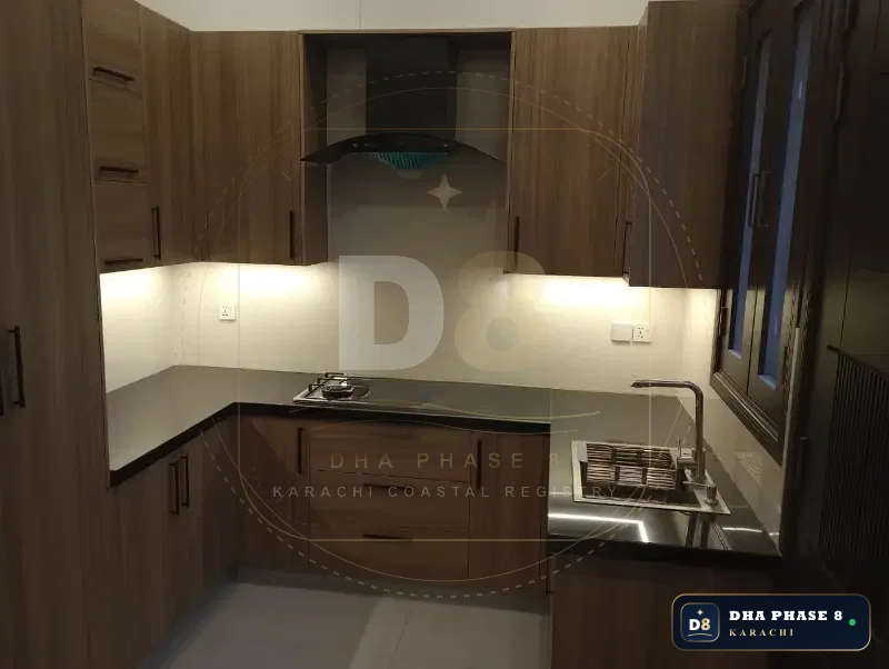 500 Sq Yd 6 Bed Designer Villa in Phase 8