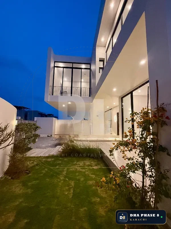 500 Sq Yd 5 Bed Designer Villa in Phase 8 | with Maid Room