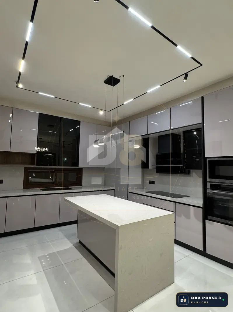 1,000 Sq Yd Designer Villa in Phase 8 | Full Basement