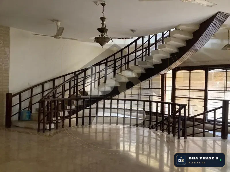 1,632 Sq Yd 1 Bed Designer Villa in Zone A