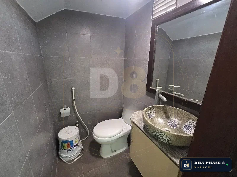 500 Sq Yd 6 Bed Designer Villa in Phase 8 | 2-Unit Layout