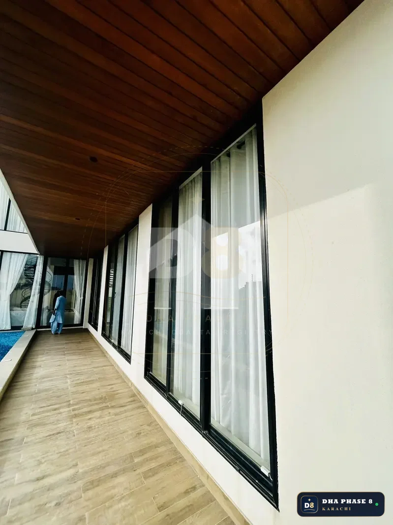 500 Sq Yd 5 Bed Designer Villa in Khayaban-e-Sahil, Zone E | Brand New