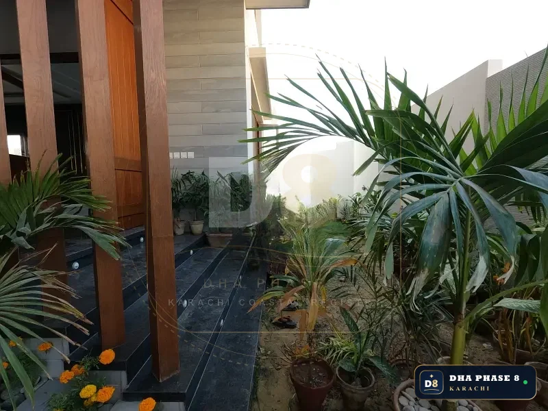 500 Sq Yd 6 Bed Designer Villa in Phase 8 | 2-Unit Layout