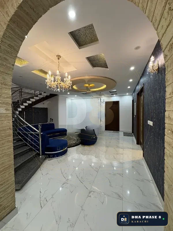 666 Sq Yd 6 Bed Designer Villa in Phase 8