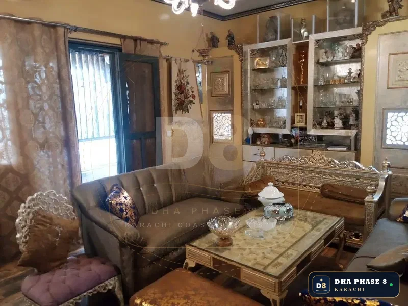500 Sq Yd 6 Bed Designer Villa in Phase 8