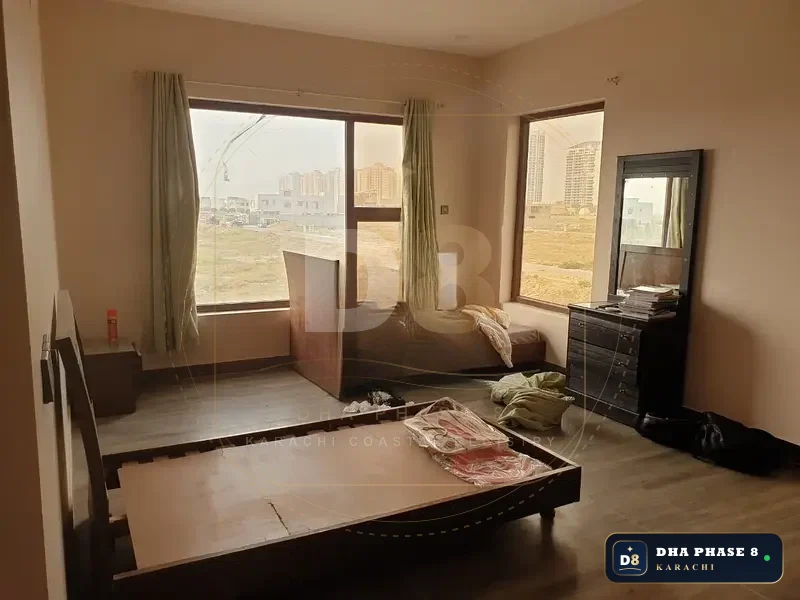 500 Sq Yd 6 Bed Designer Villa in Phase 8 | West Open