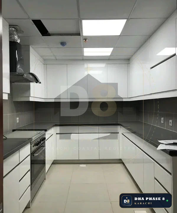 1,739 Sq Ft 2 Bed Apartment in Emaar Crescent Bay (Panorama)