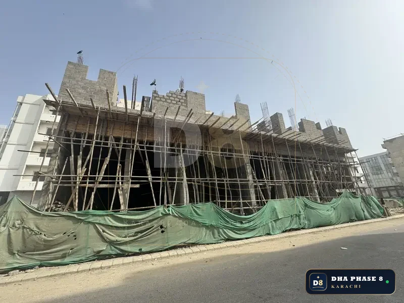 1,700 Sq Ft 3 Bed Apartment in Phase 8