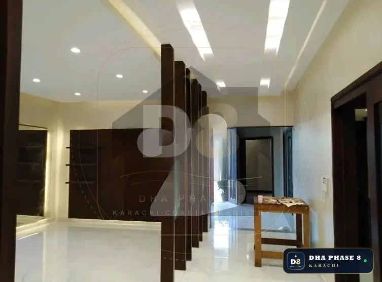500 Sq Yd 6 Bed Designer Villa in Phase 8