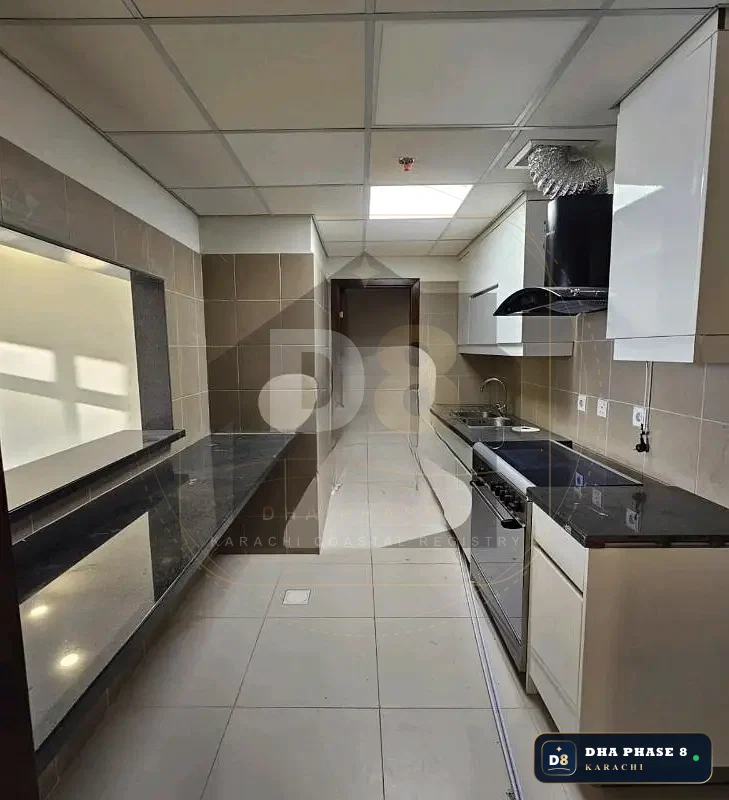 8 Marla 2 Bed Apartment in Emaar Crescent Bay (Reef Towers) | Brand New